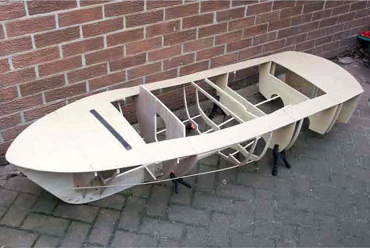 Large-Scale Boat Models