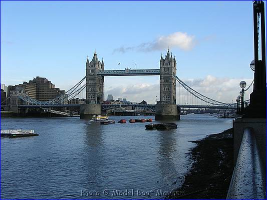 London001.JPG