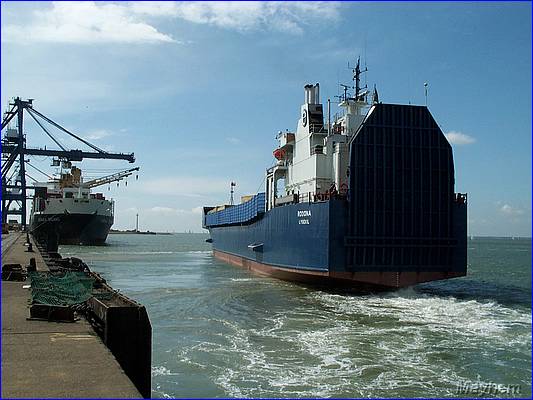 Felixstowe 010.JPG