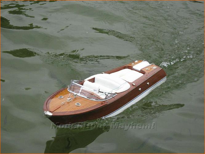 Wicksteed2010_Boats_-101.JPG